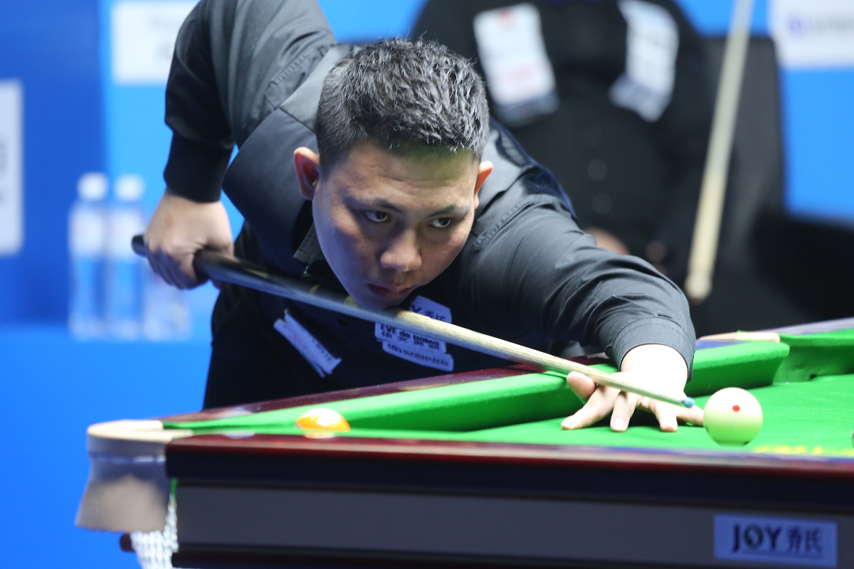 德与波鸿相 德与波鸿相